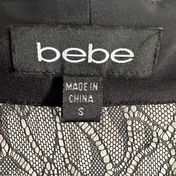 Size Small Bebe Top - Picture 4 of 6